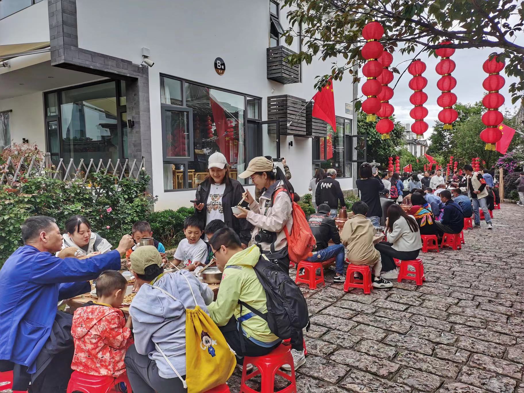 狂欢不息，火舞纳西！丽江古城年度最“燃“时刻！ (1).jpg