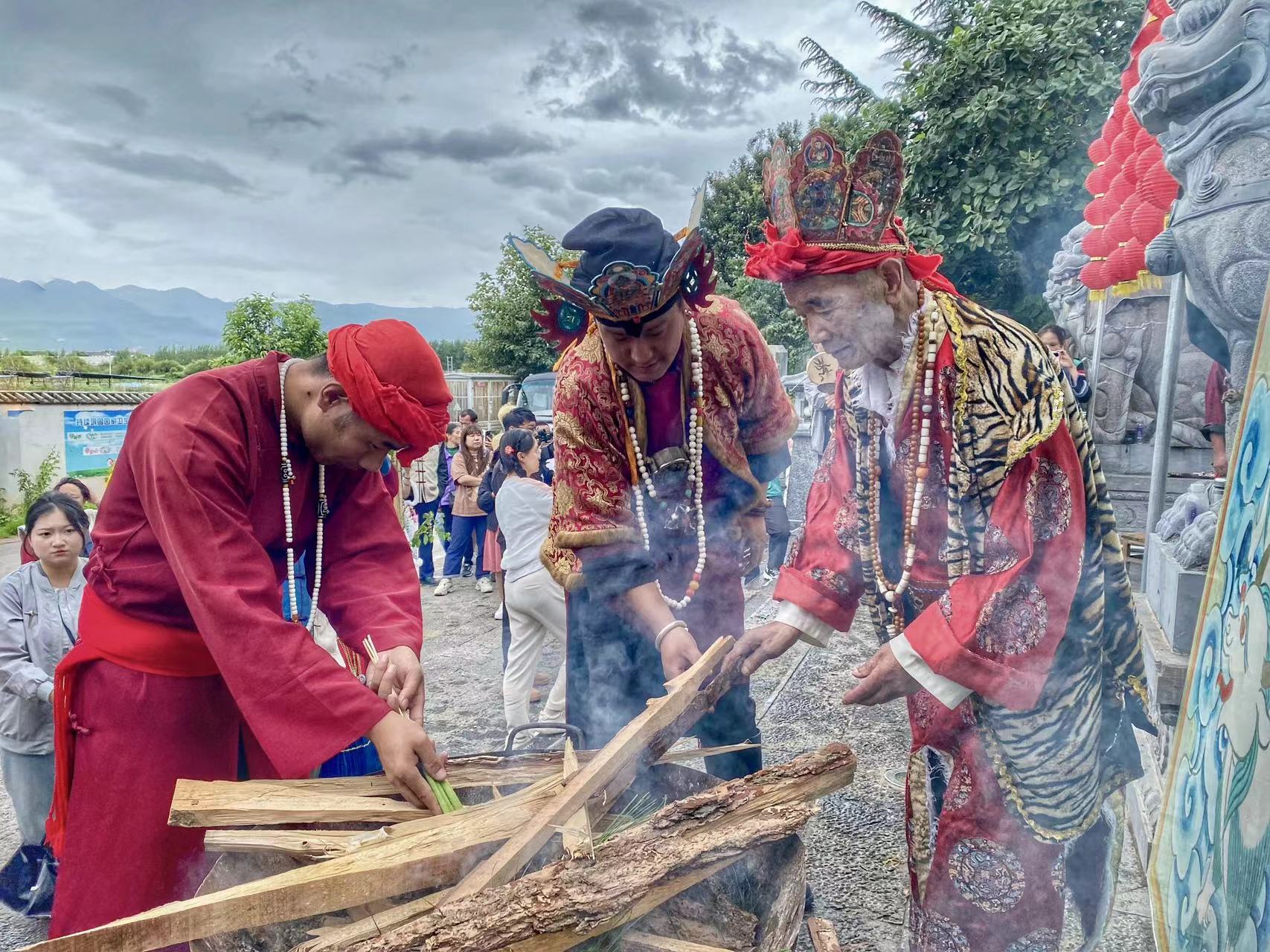 狂欢不息，火舞纳西！丽江古城年度最“燃“时刻！ (3).jpg