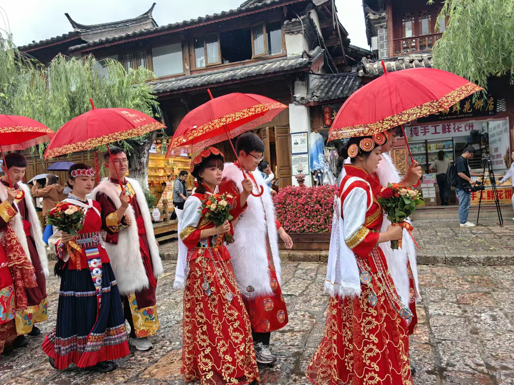 今年七夕，丽江这里举办不一样的纳西族集体婚礼07.jpg