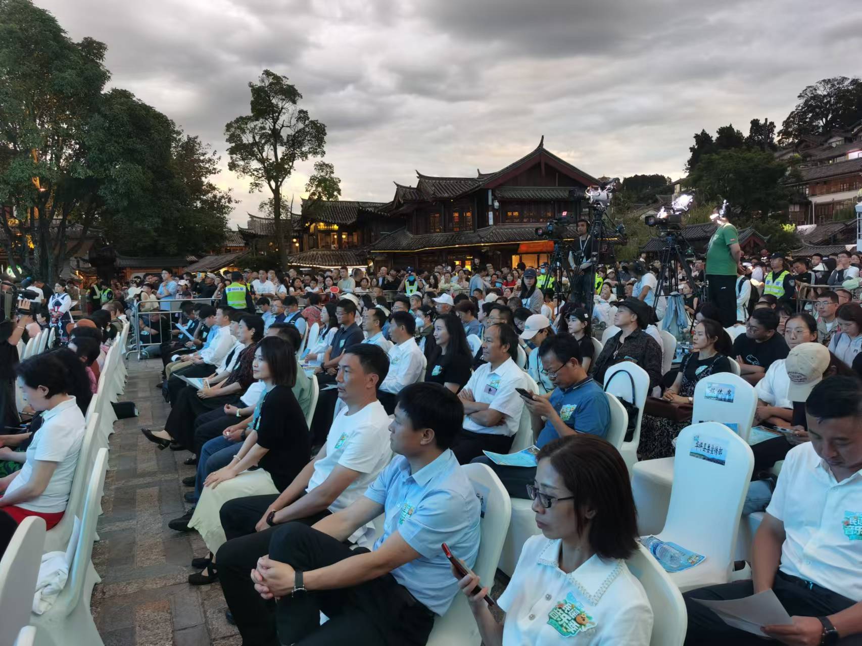 丽江民谣音乐季正式启动 以乐为媒绘就文旅新篇2.jpg