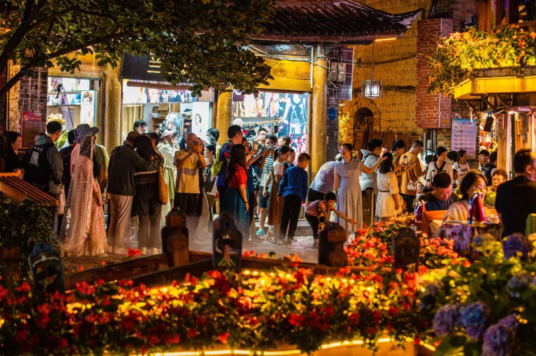 畅游无忧！丽江古城推出“快速出城码”  (1).jpg