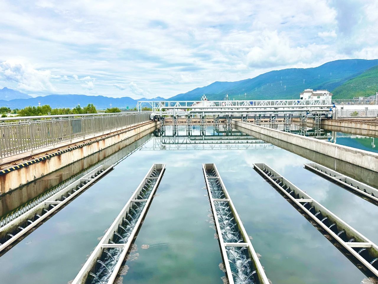 丽江第三污水处理厂正式投入运行 总投资2.39亿元！2.jpg