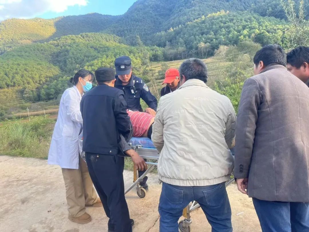 有“警”无险 生命线上争分夺秒3.jpg