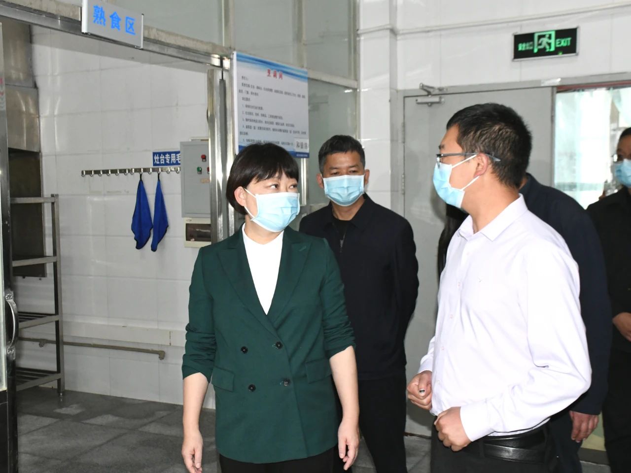 浦虹调研检查校园安全工作时强调：抓实校园食品安全工作 坚决守牢校园安全底线02.jpg