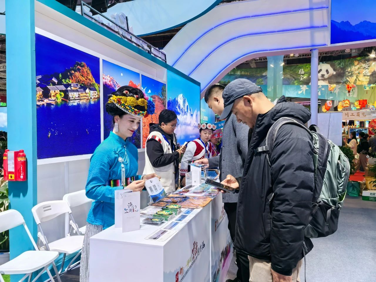 “舍不得的丽江”亮相2024中国国际旅交会4.jpg