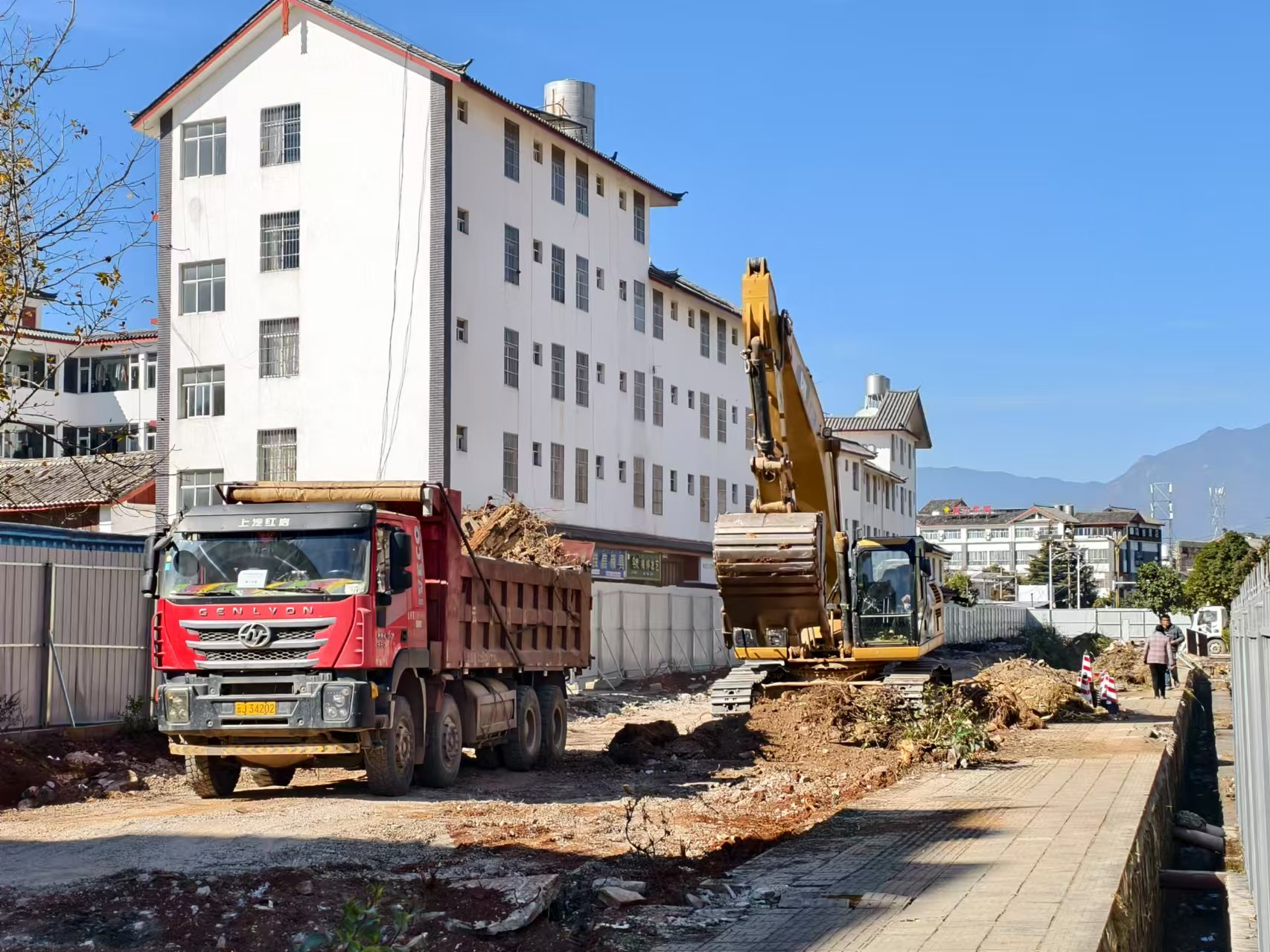 双车道变四车道  南口路改扩建工程怎么样了？ (5).jpg