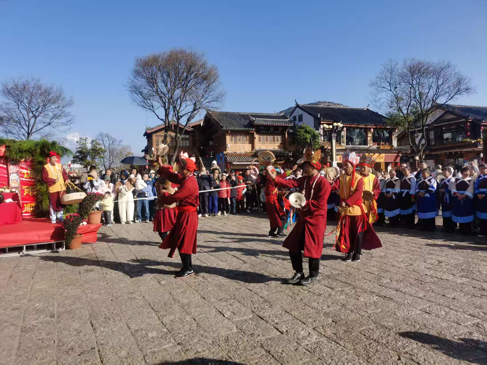 丽江古城举行东巴祈福民俗展示活动，共庆新春祈求丰年3.jpg