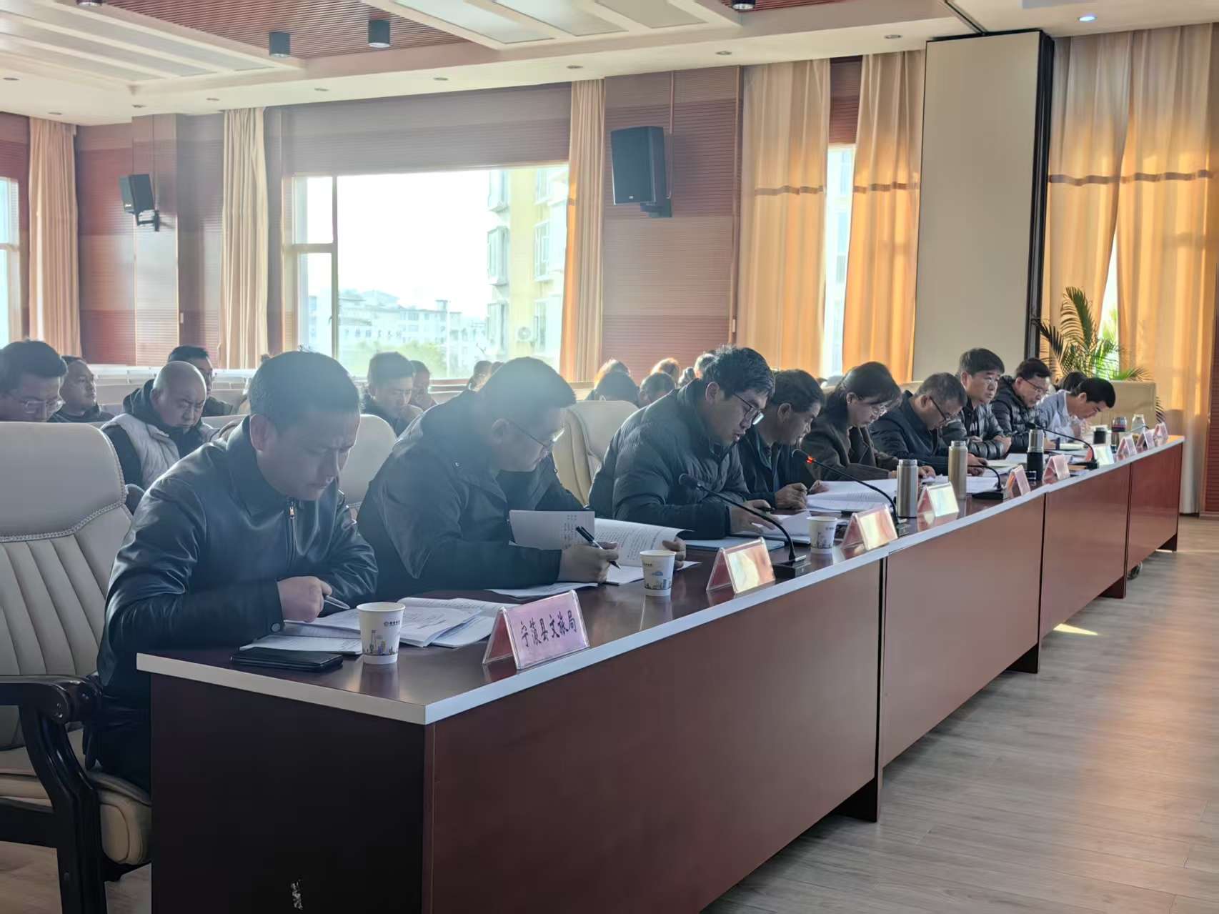 谋新局促发展！丽江市2025年全市文旅局长工作会议召开2.jpeg