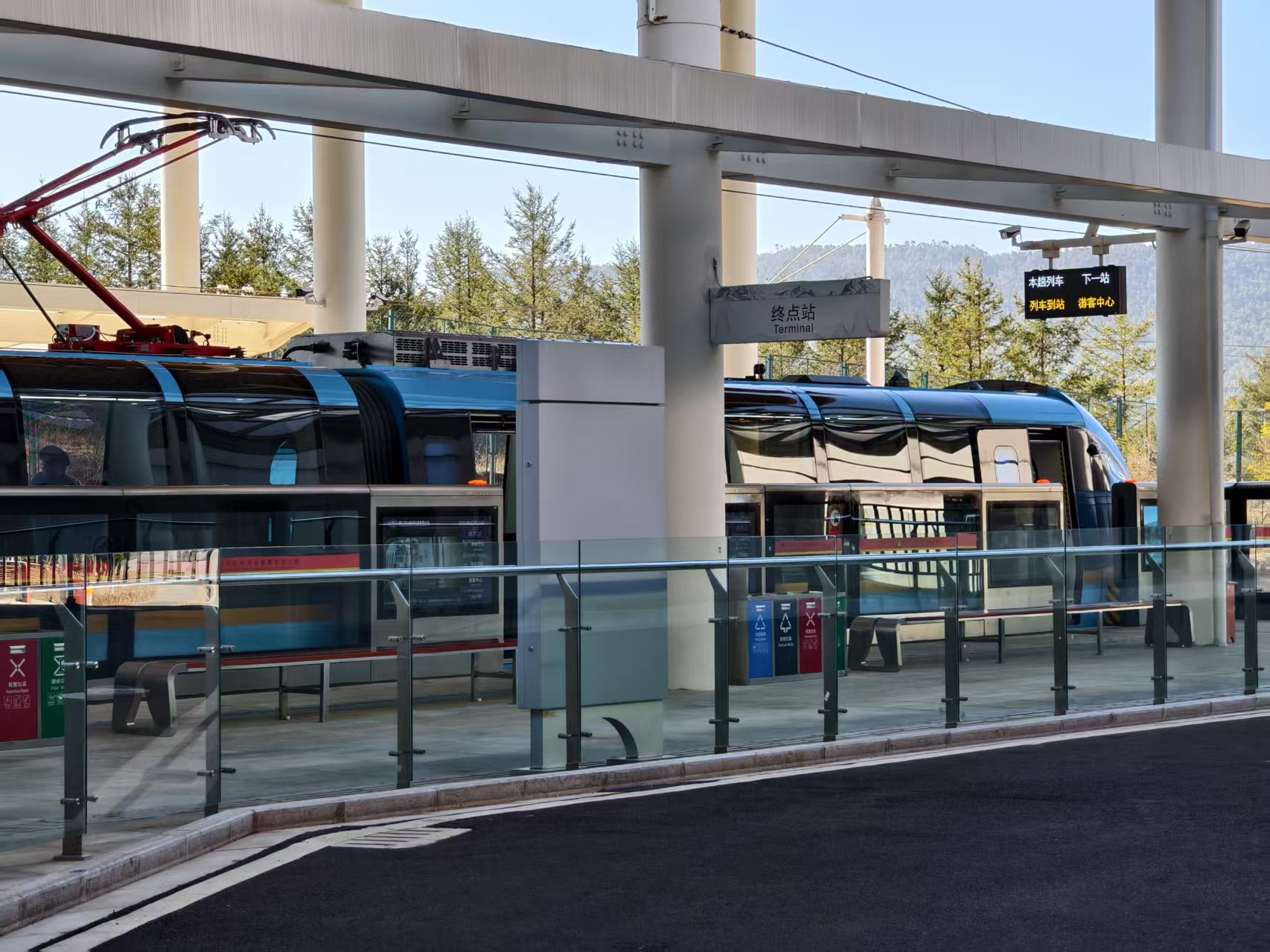 春游丽江 搭乘观光火车共赴玉龙雪山浪漫之约2.jpg