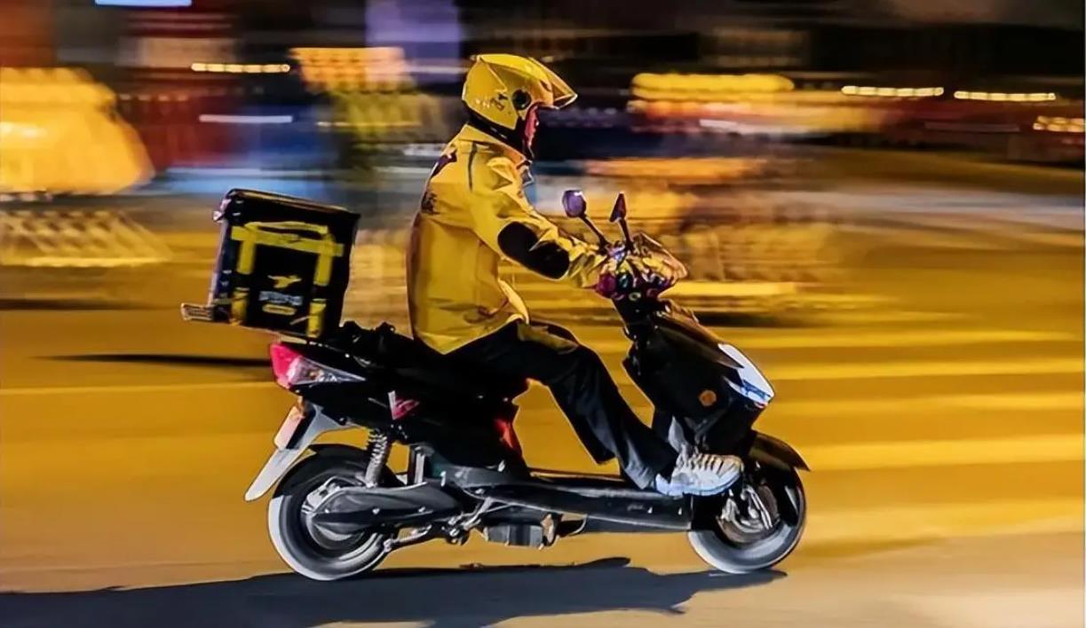 给外卖骑手交社保，为何有人不愿意参保？1.jpg