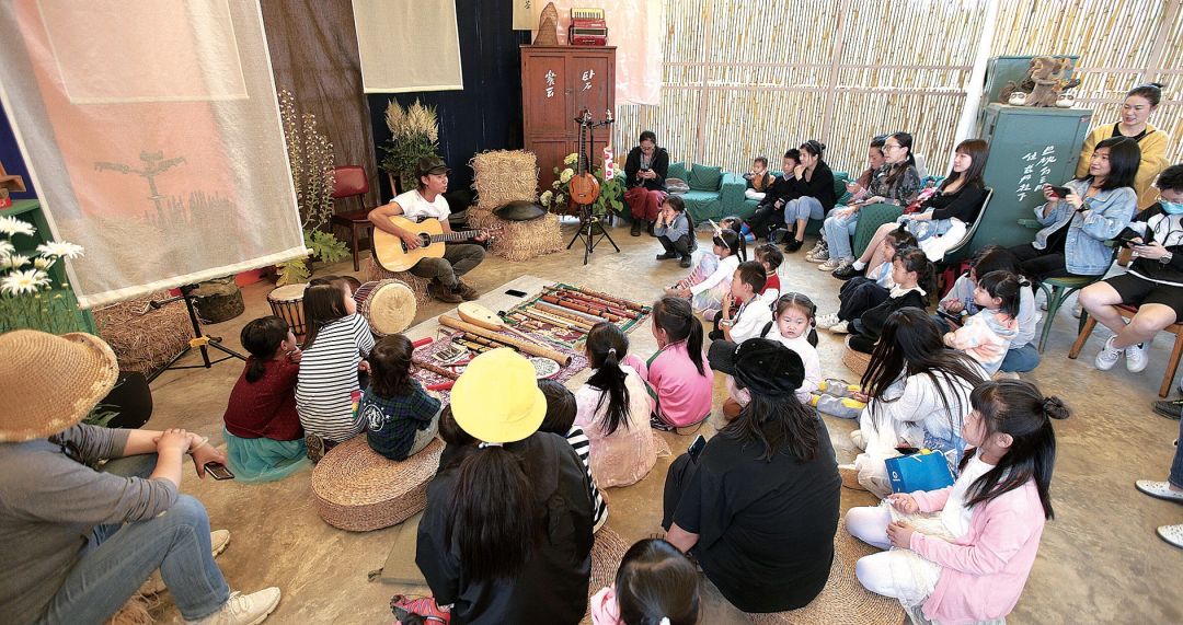 探索丽江文艺旅居新维度——雪山艺术村如何成为省级旅居典范？ (4).jpg