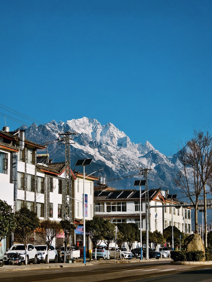 从互帮互助到 “甜蜜负担”，丽江“化賩”经历了什么？1.jpg