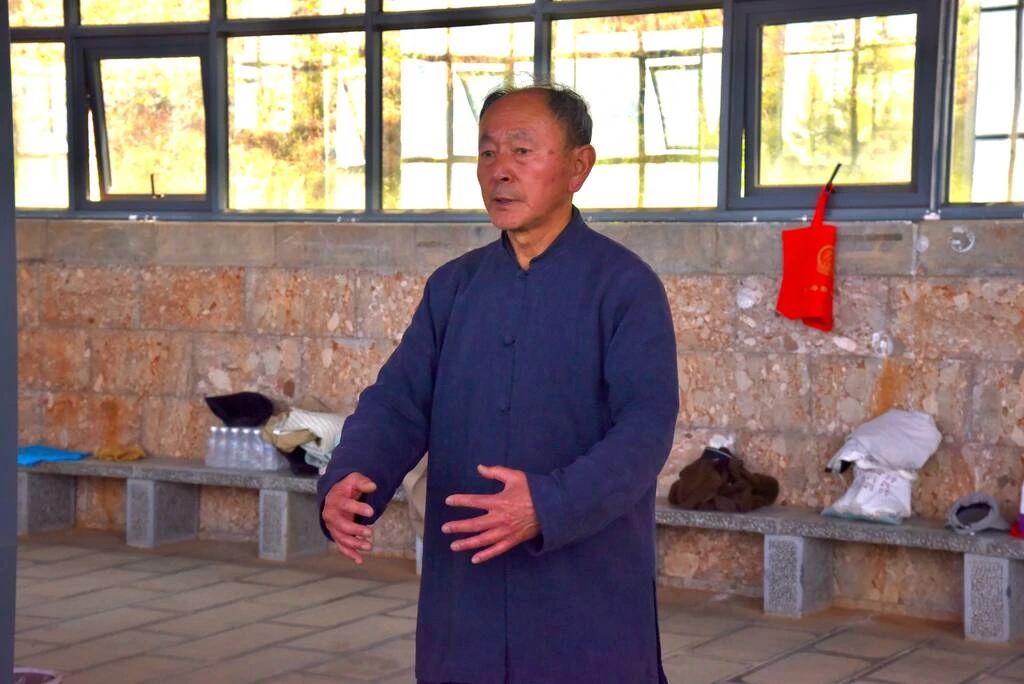 古城区总工会2025年职工兴趣班启动 首期八段锦培训备受欢迎2.jpg