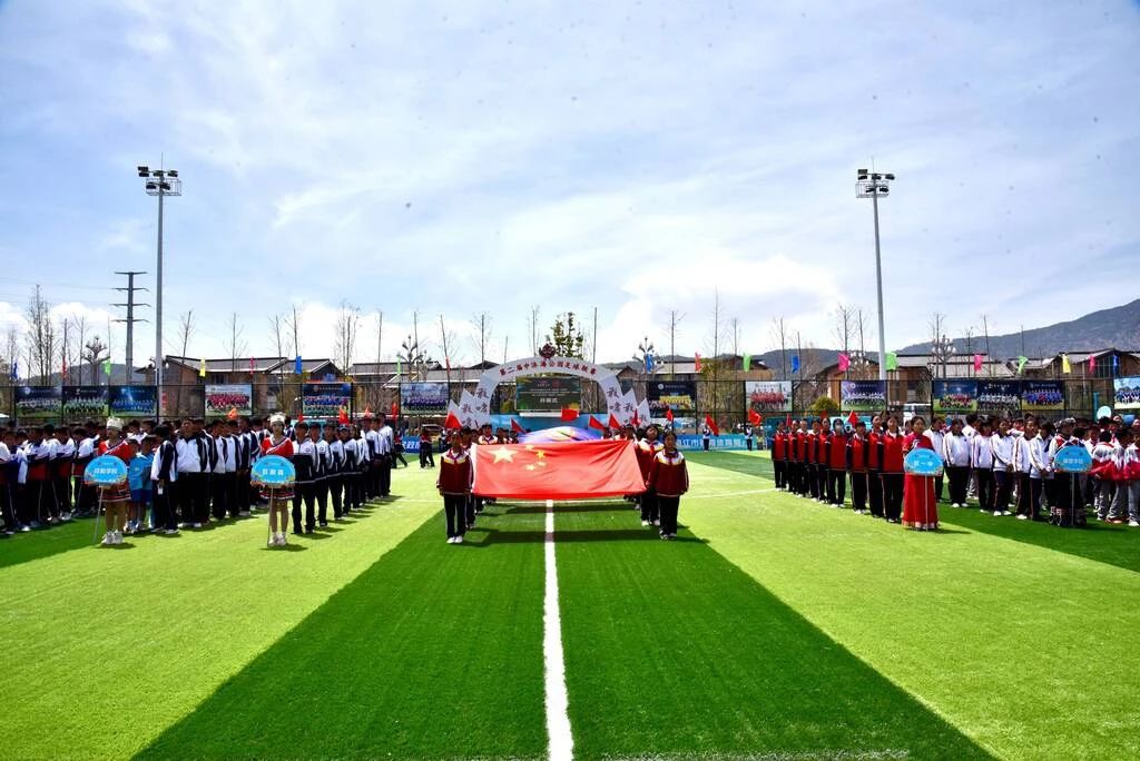 聚焦古城区：青少年校园足球、篮球、啦啦操联赛拉开帷幕 (1).jpg