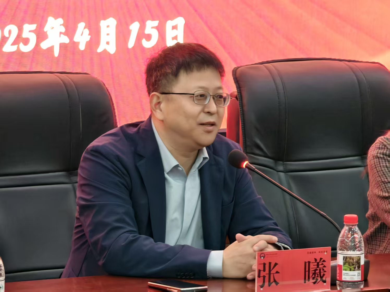 从破冰到领航  张曦教授获市人才绿卡  区域血液病诊疗能力加速升级 (1).jpg