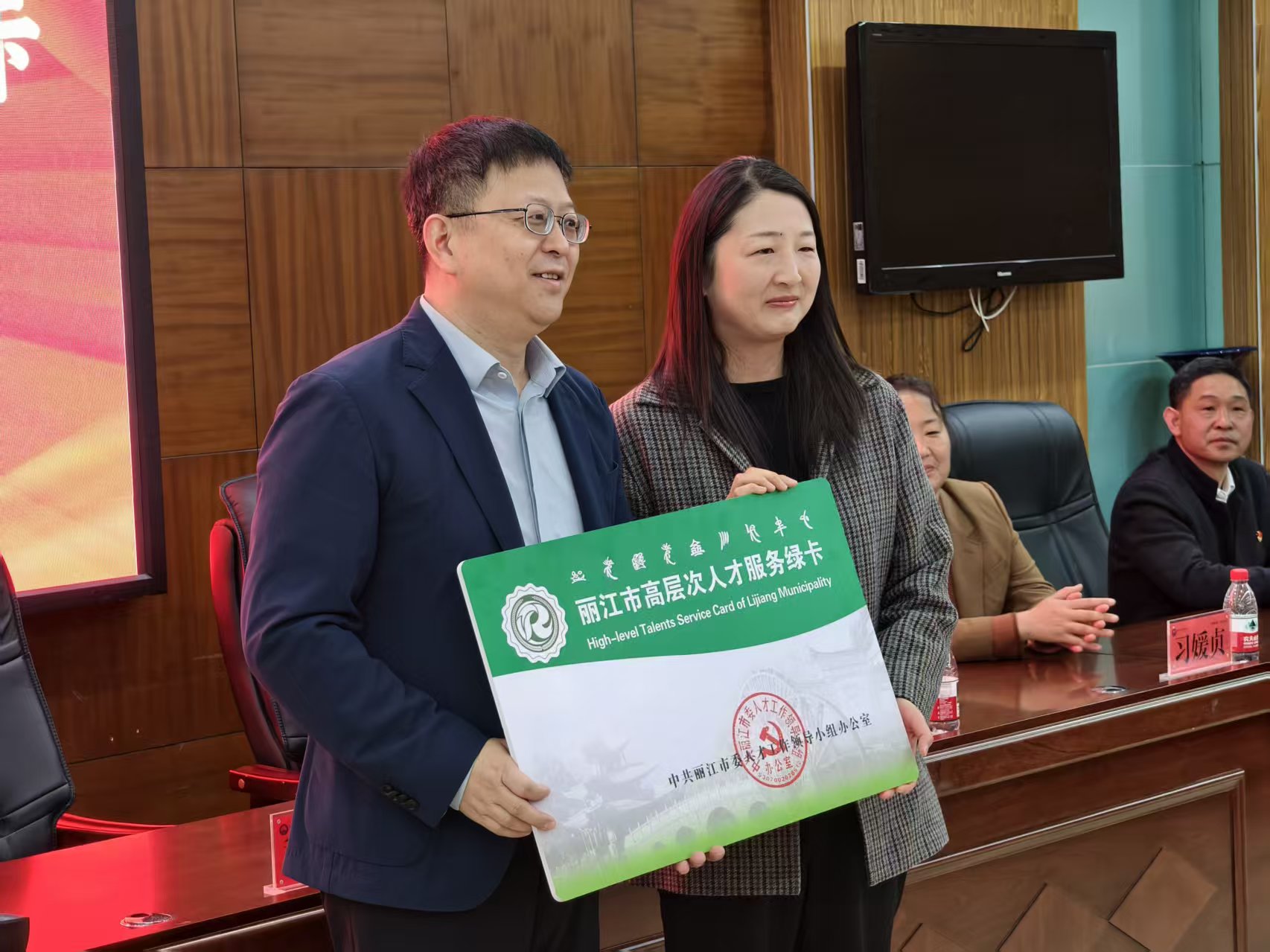 从破冰到领航  张曦教授获市人才绿卡  区域血液病诊疗能力加速升级 (3).jpg