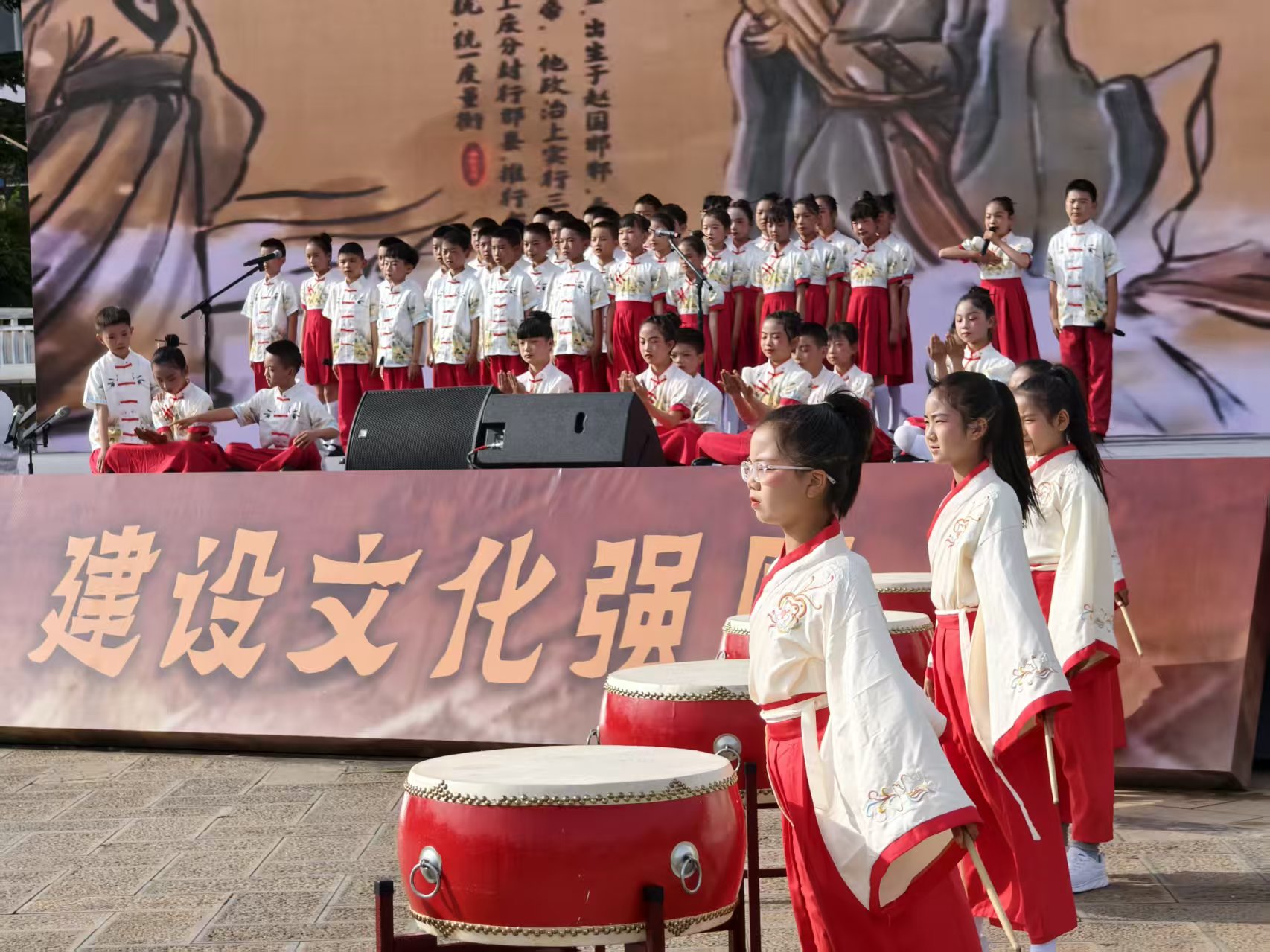 2025年丽江市“天雨流芳 书香丽江”第四届全民阅读系列活动启动 (2).jpg