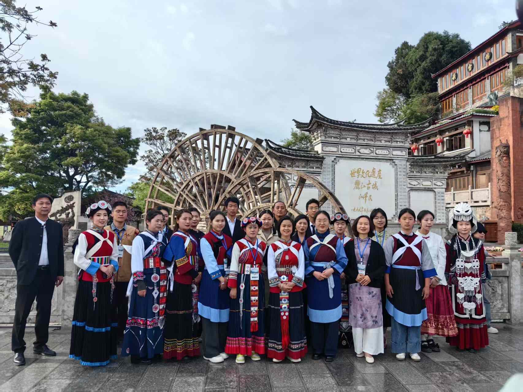 惊艳！丽江古城变身赛场，百名导游同台竞技 解锁“舍不得的丽江”密码1.jpeg