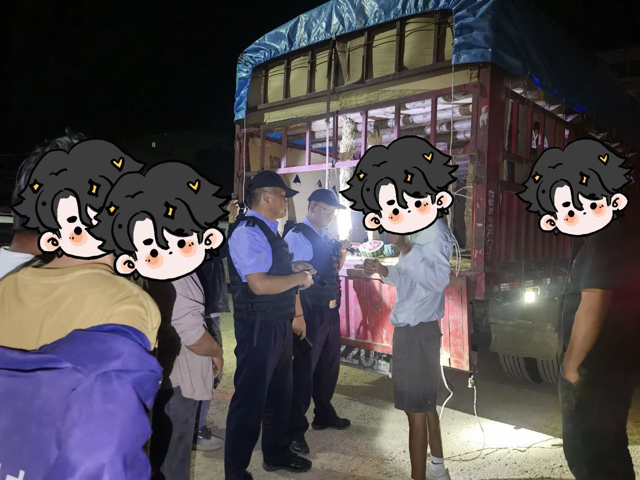 30吨西瓜交易陷僵局 民警深夜调解4个小时！1.jpg