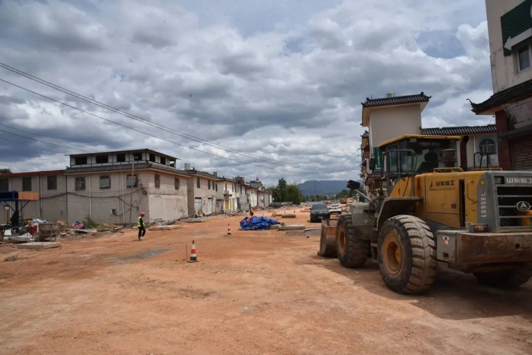 南口路北半段道路拓宽工程进入收尾阶段 预计本月底通车 (2).jpg