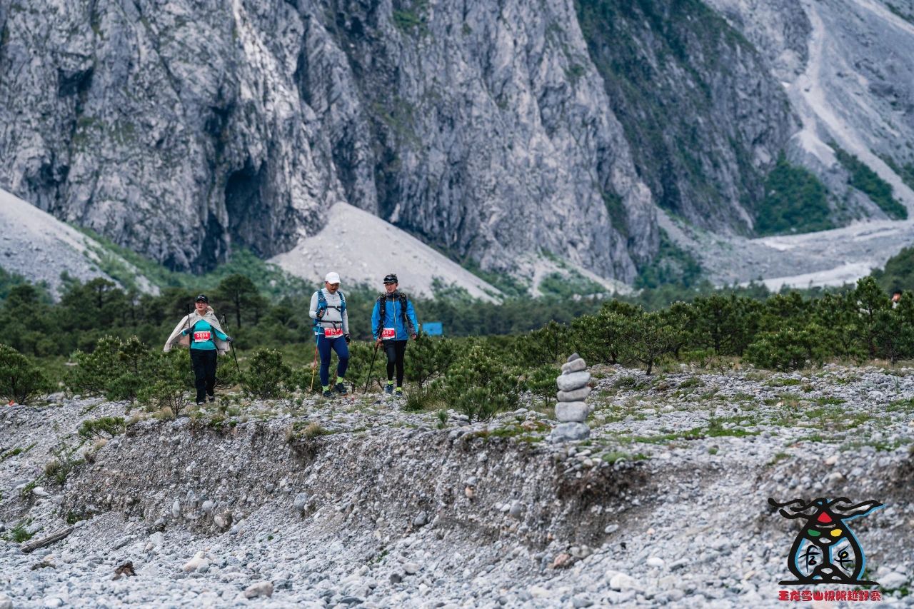 踏雪逐风战玉龙！2025玉龙雪山极限越野赛圆满落幕2.jpg