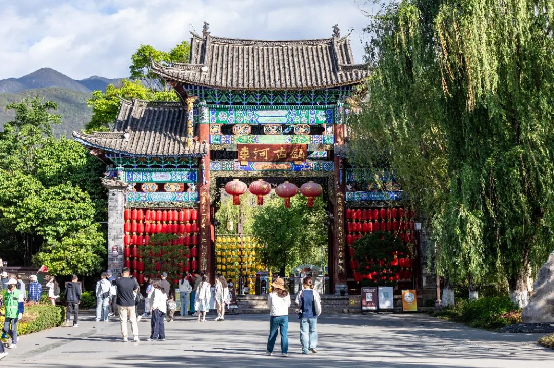 这个夏天，在丽江古城的篝火旁、民谣里，把毕业旅行写成诗 (1).jpg