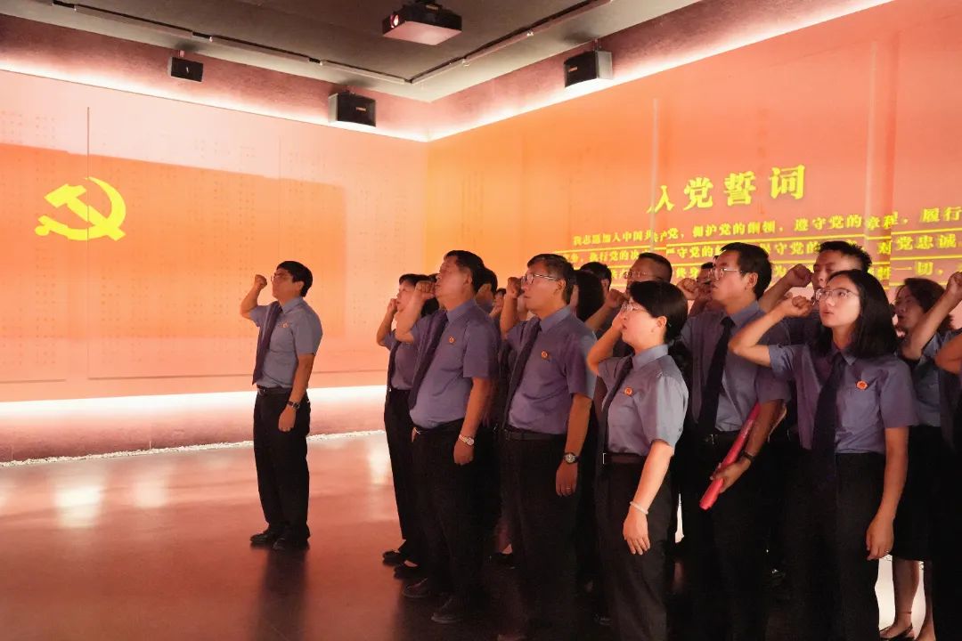 丽江市人民检察院开展党性锻炼主题党日活动 传承红色基因锤炼检察担当3.jpg