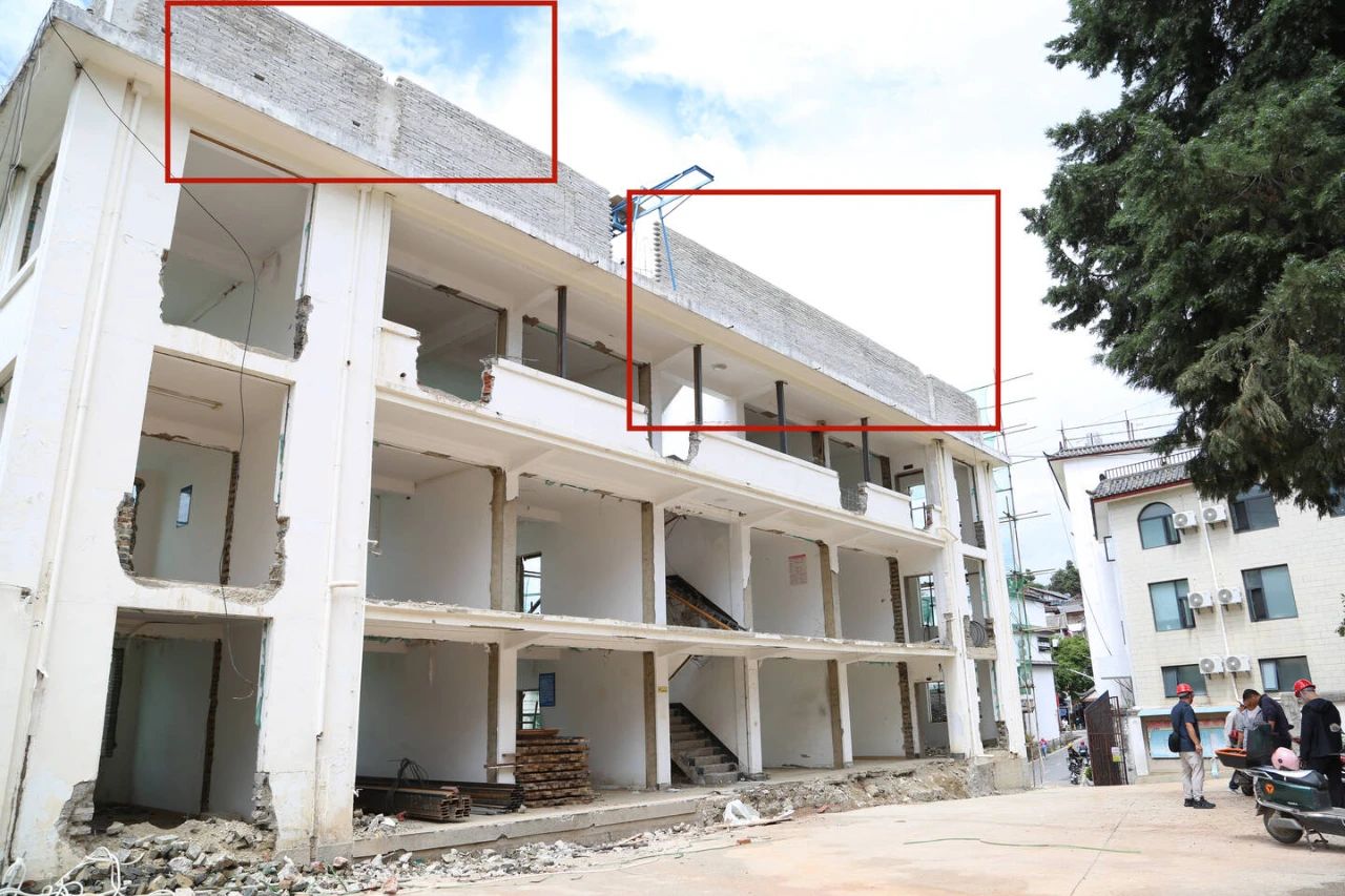 未批先建还拆承重梁柱？丽江这处违建被依法拆除2.jpg