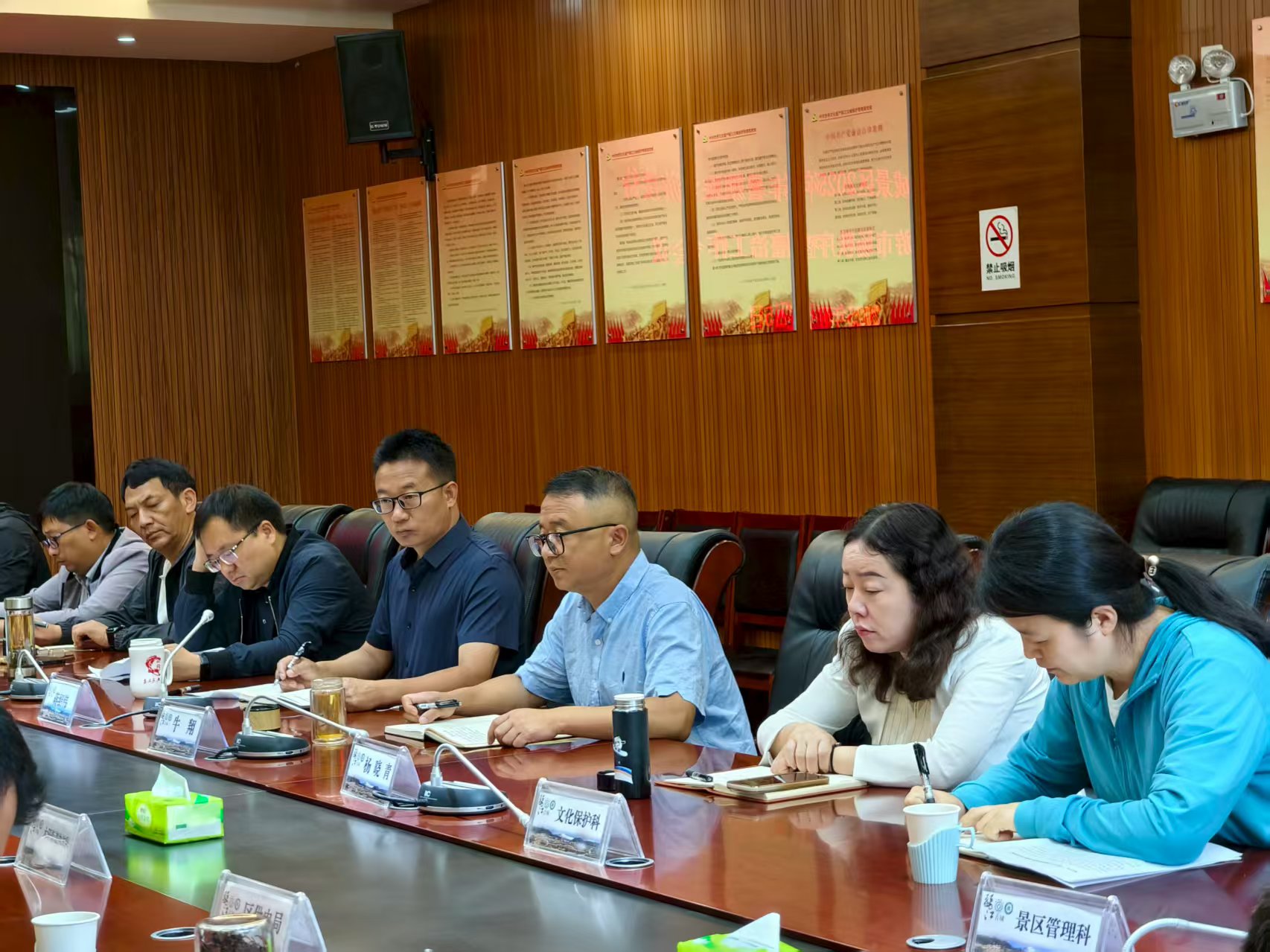 紧盯暑期高峰 丽江古城统筹推进旅游接待与市场秩序整治 (2).jpg