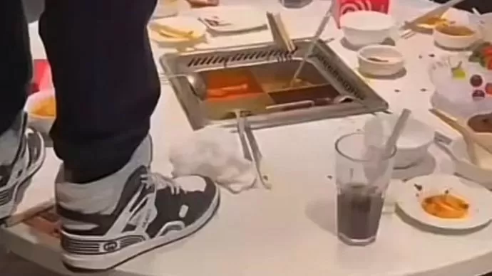 从海底捞“小便门”道歉声明中，读懂给千万家庭的法治警示